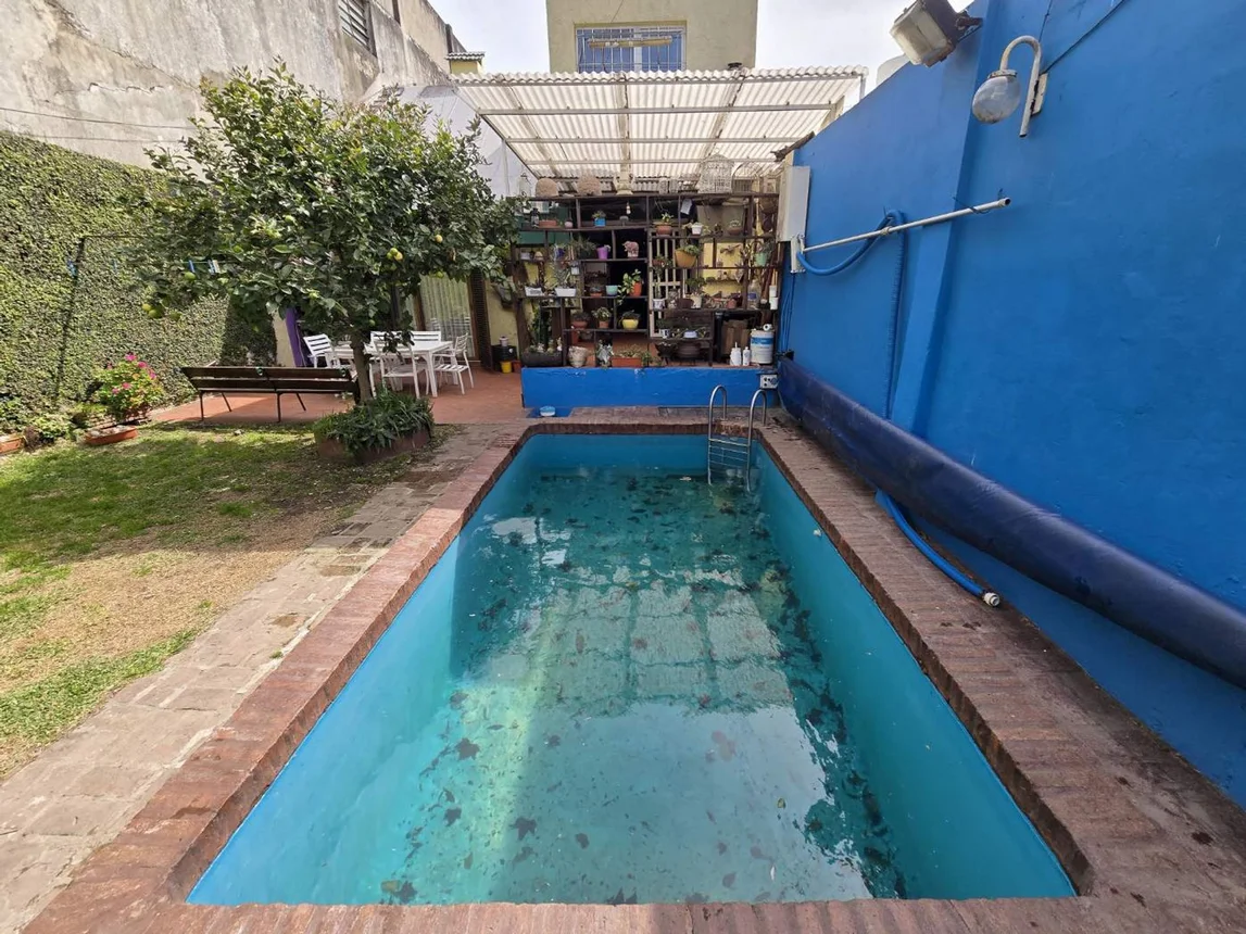 Casa en venta en Villa Sarmiento, Yapeyú 100