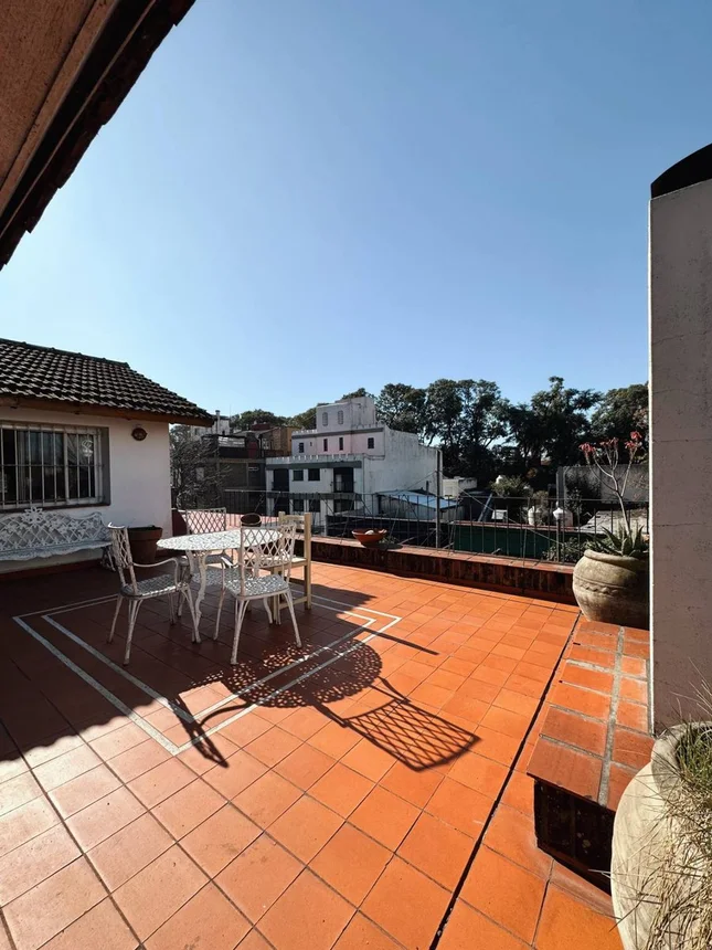 PH de 6 ambientes en venta en San Isidro, Leandro N. Alem 400