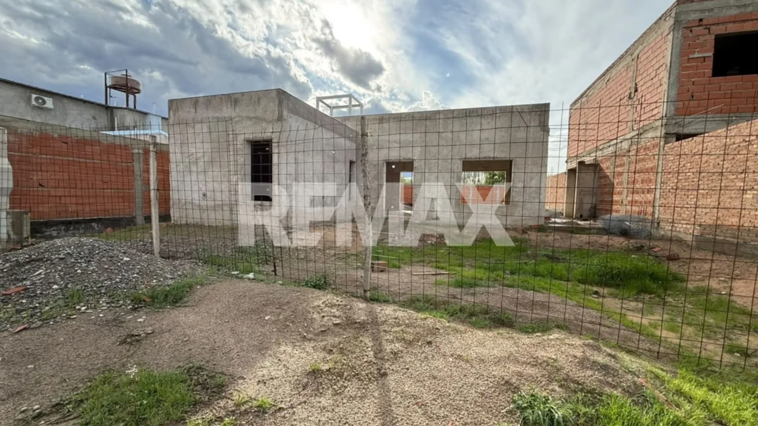 Casa de 4 ambientes en venta en Neuquén, UrbanizaciÓn Bosch -valentina Sur Calleobera 4500, foto 3