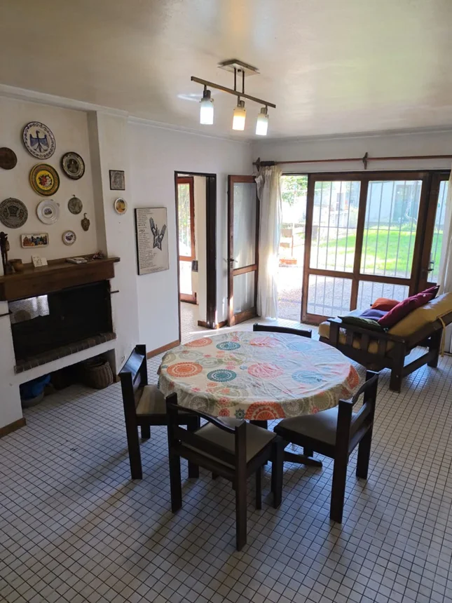 Casa en venta en La Plata, foto 2