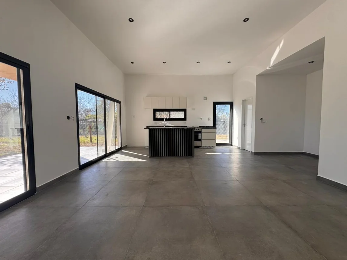 Casa en venta en Pilar, foto 5