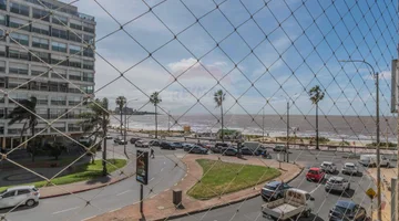 Venta apartamento Pocitos 4 dormitorios / garaje