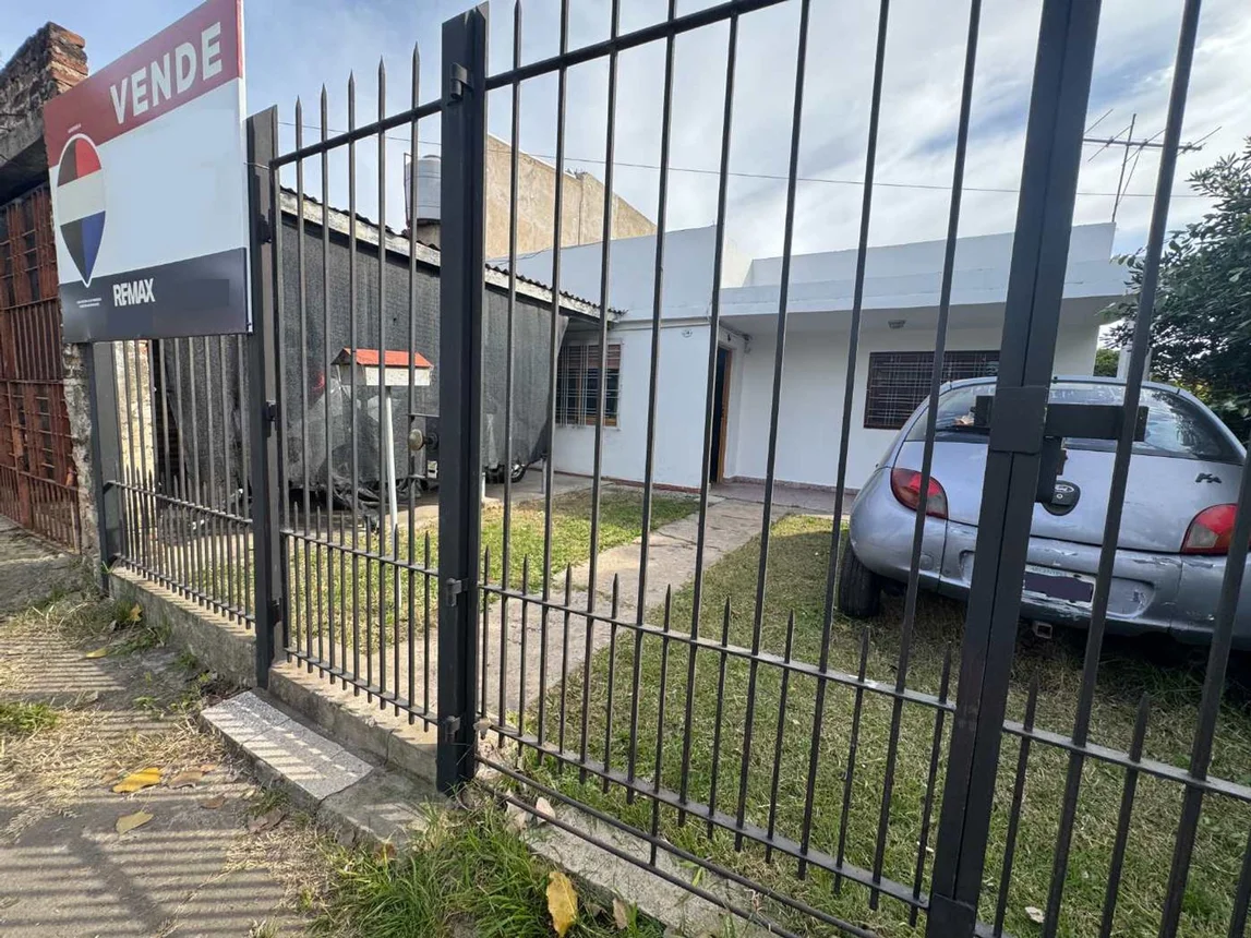 Casa en venta en Monte Chingolo, Coronel Martiniano Chilavert 2500