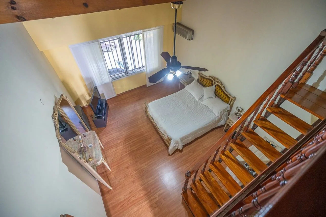 Casa de 6 ambientes en venta en Versalles, Bruselas 600, foto 4