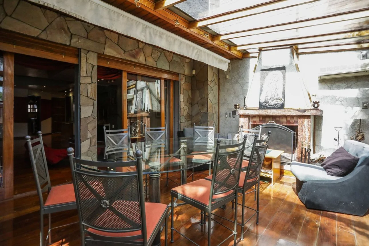 Casa tríplex de 7 ambientes en venta en Villa Real, Víctor Hugo 2500, foto 4