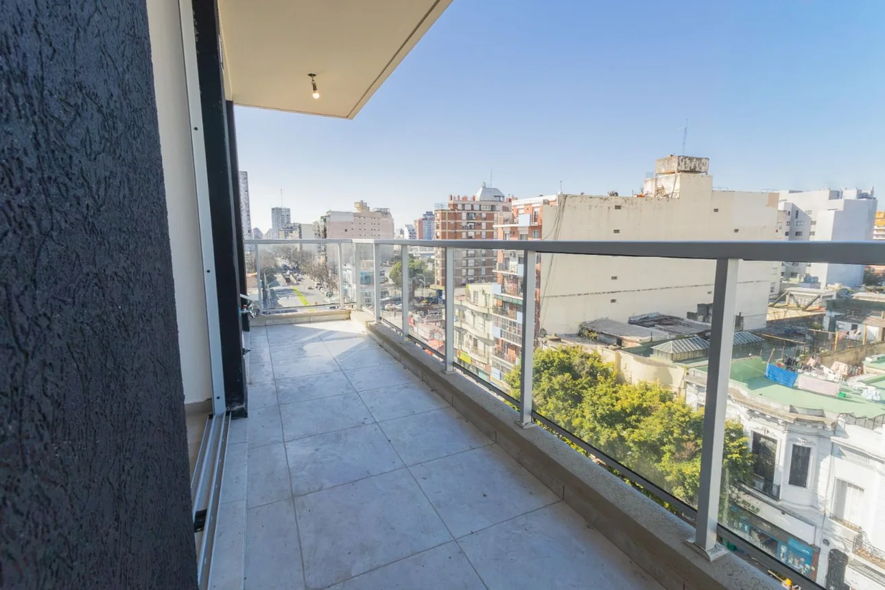 Departamento de 3 ambientes en venta en Vélez Sarsfield, Avenida Rivadavia 8800