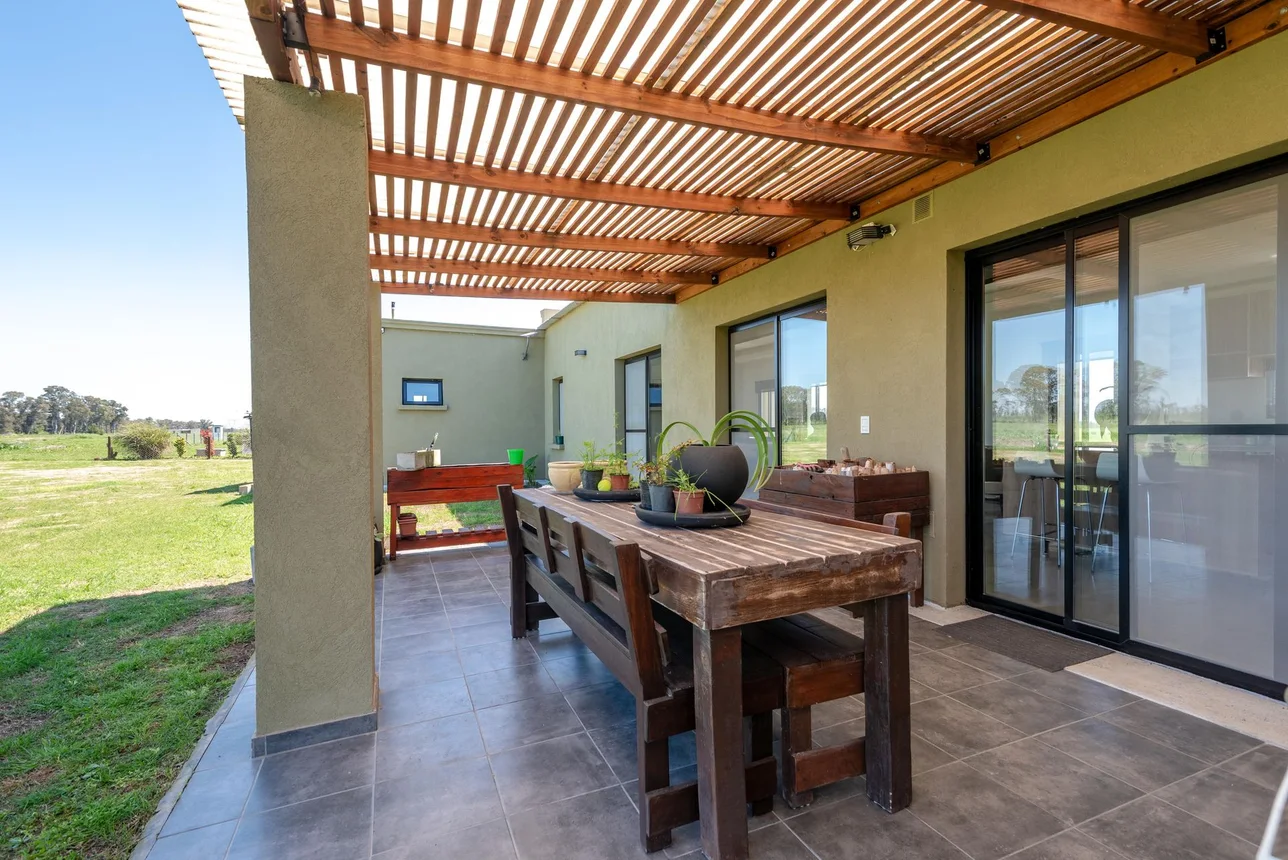 Casa de 5 ambientes en venta en Ezeiza, Avenida Pereda 0, foto 4