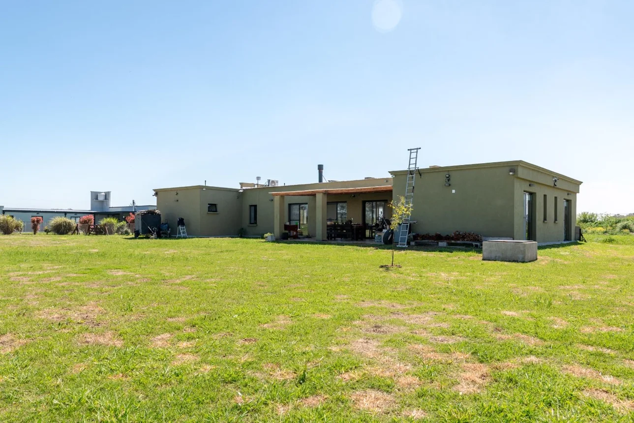Casa de 5 ambientes en venta en Ezeiza, Avenida Pereda 0, foto 3