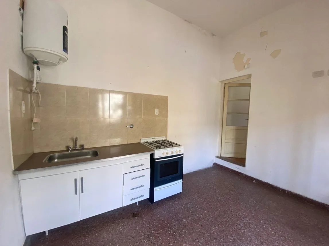 Casa de 8 ambientes en venta en Gerli, General Ferré 1700, foto 3