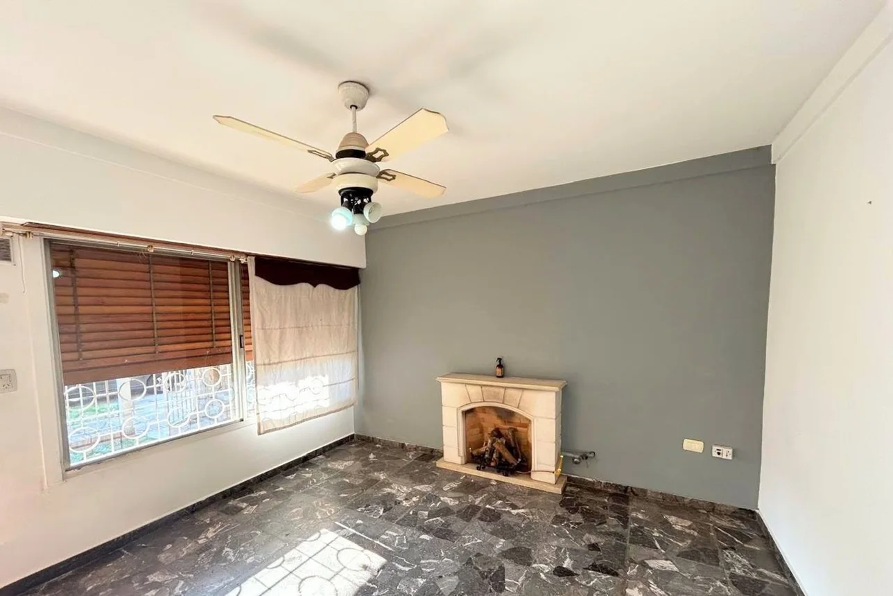 Casa en venta en Banfield, foto 5