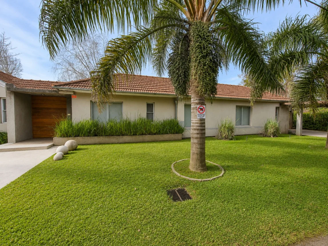Casa de 5 ambientes en venta en Garín, Centenario 1100, foto 2