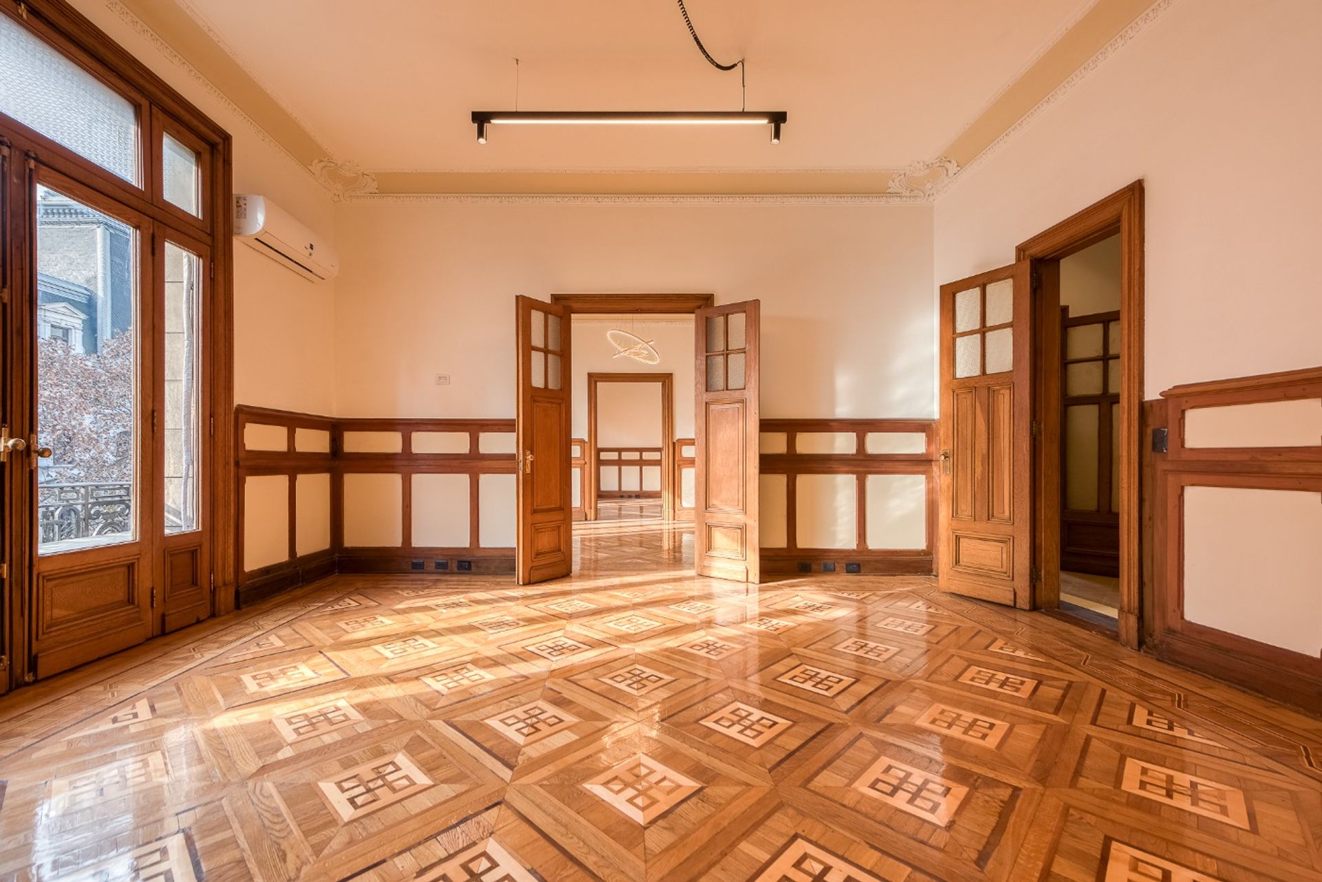 Foto 5 — VENTA OFICINA COMERCIAL EN MONSERRAT