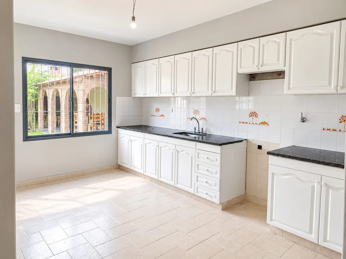 Casa de 4 ambientes en venta en Villa Bosch, Pastor Luna 7900, foto 3