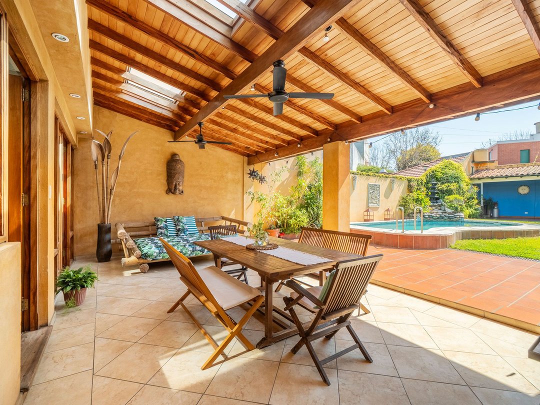 VENTA CASA EXCLUSIVA 5AMB PARQUE PILETA -V. DEVOTO