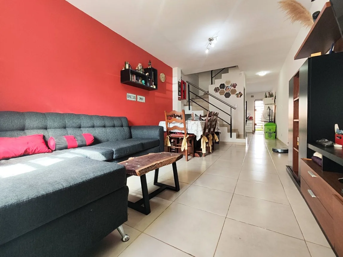 Casa dúplex de 3 ambientes en venta en Ituzaingó, Metchnicoff 600, foto 3