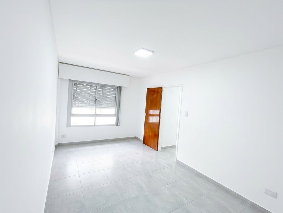 VENTA DEPARTAMENTO MONOAMBIENTE B° CENTRO COCHERA