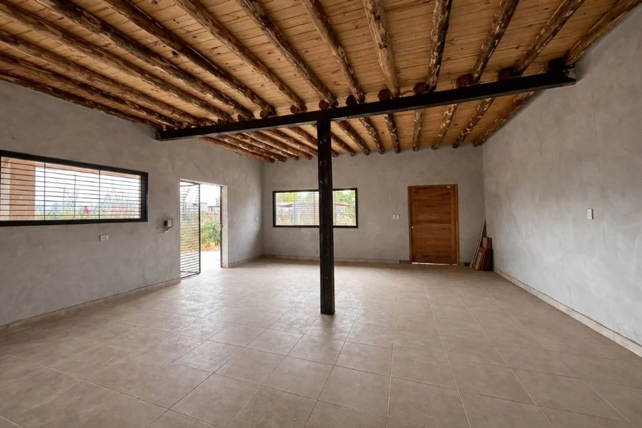Casa de 4 ambientes en venta en Guaymallén, Mariani 9800, foto 3
