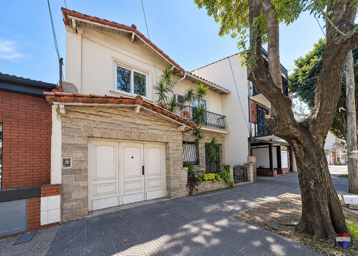 Casa de 7 ambientes en venta en Olivos, Gobernador Marcelino Ugarte 2700