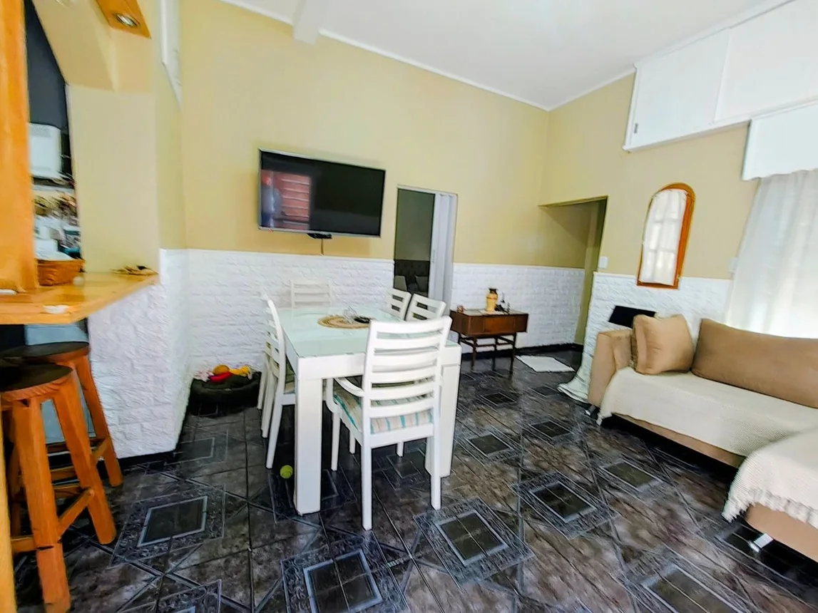Casa de 4 ambientes en venta en Isidro Casanova, Lavadero 0, foto 4