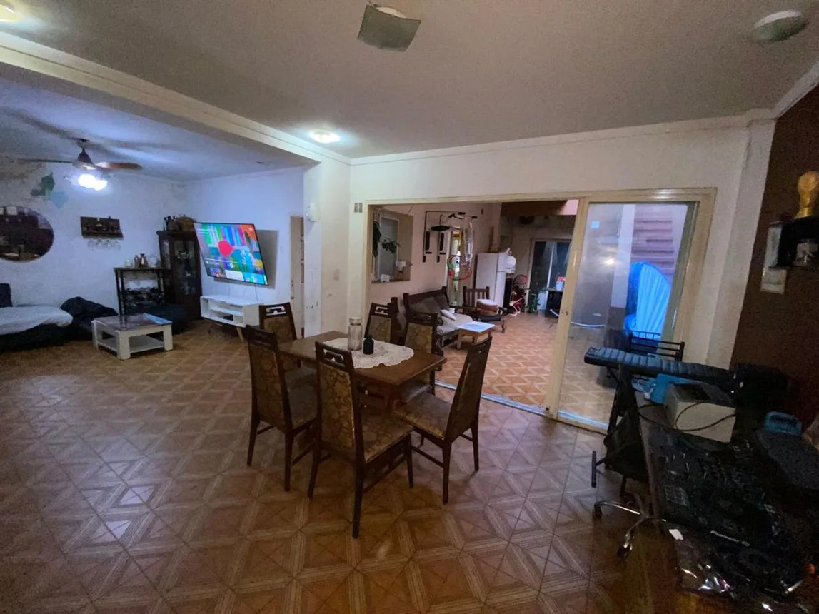 Casa de 4 ambientes en venta en Vélez Sarsfield, Cervantes 800, foto 2