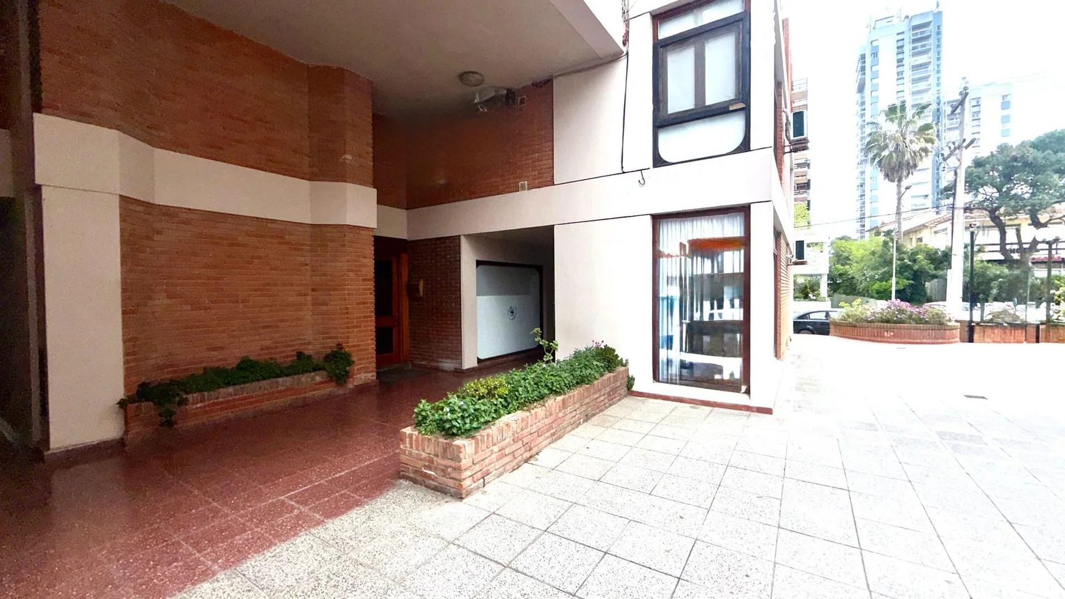 Departamento de 2 ambientes en venta en Pinamar, Avenida Constitución 500, foto 3