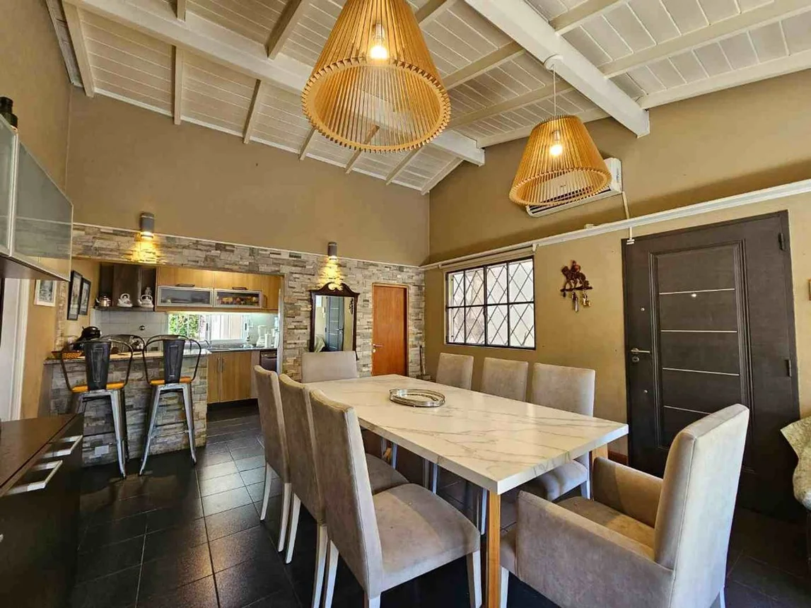 Casa en venta en Ituzaingó, foto 2