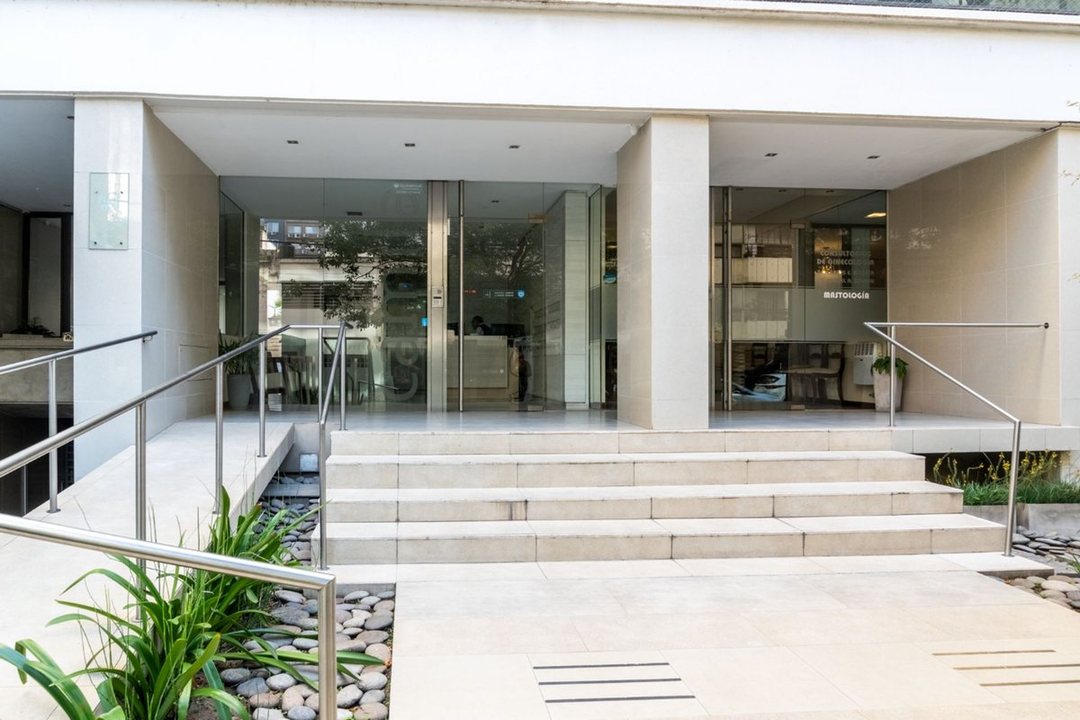 DEPARTAMENTO EN  VENTA 3 DORMITORIOS ZONA RIO