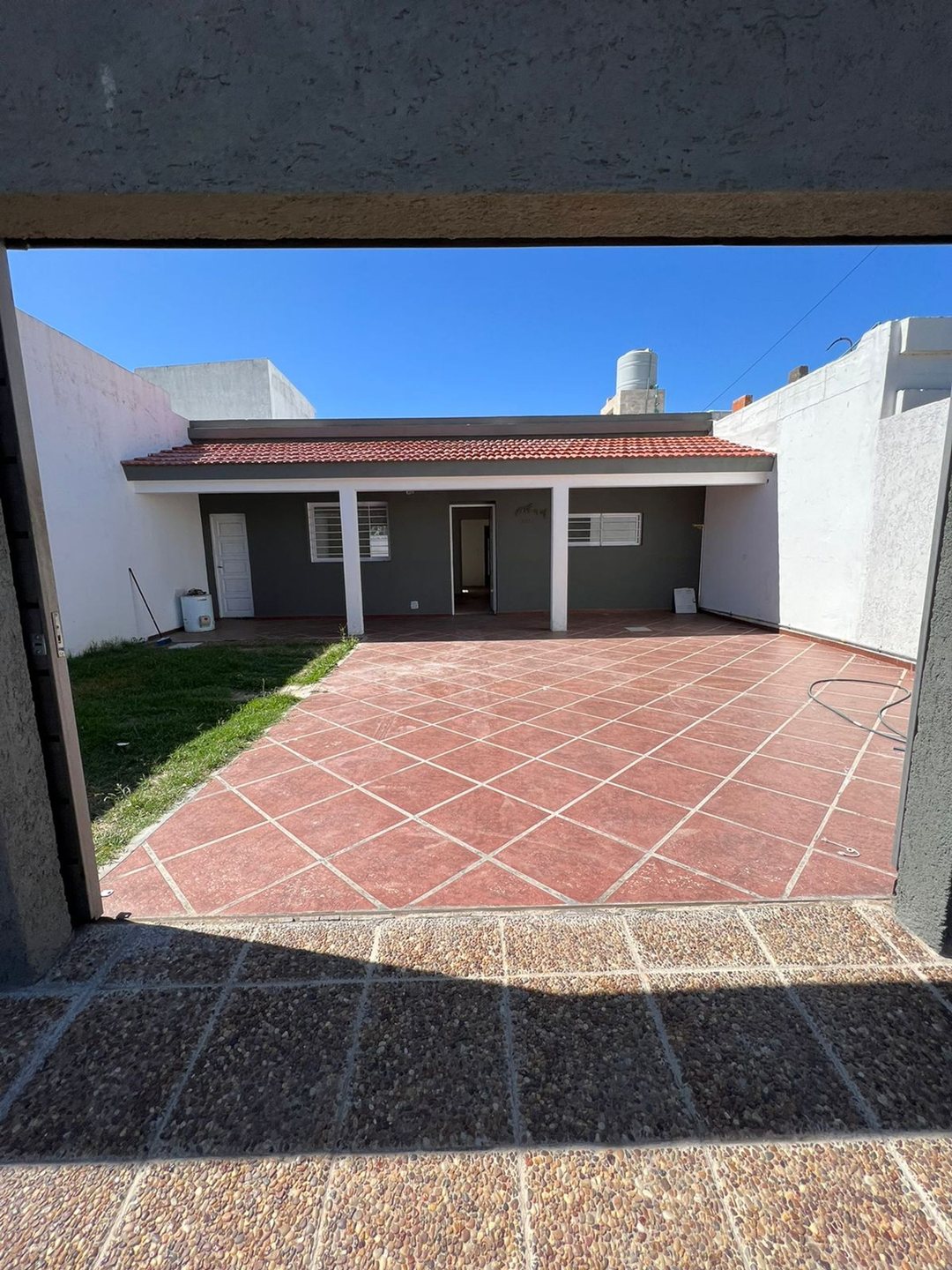 VENTA CASA 2 A METROS DE SABATTINI APTA CREDITO