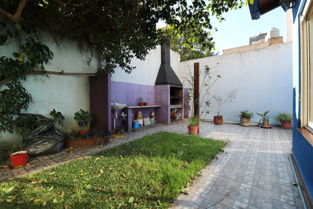Casa en venta en Caseros, foto 2