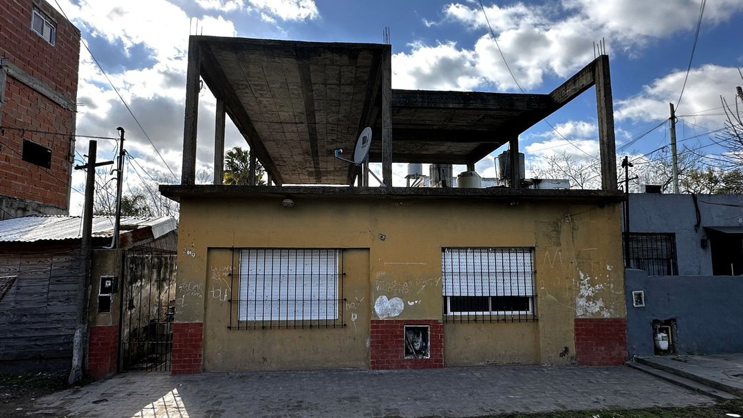 Oportunidad de inversión: lote 263 m² con casa a r