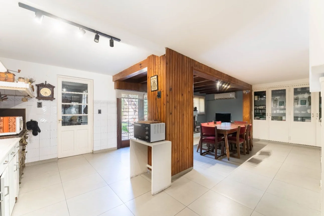 Casa de 5 ambientes en venta en Ciudadela, José González Castillo 1000, foto 4