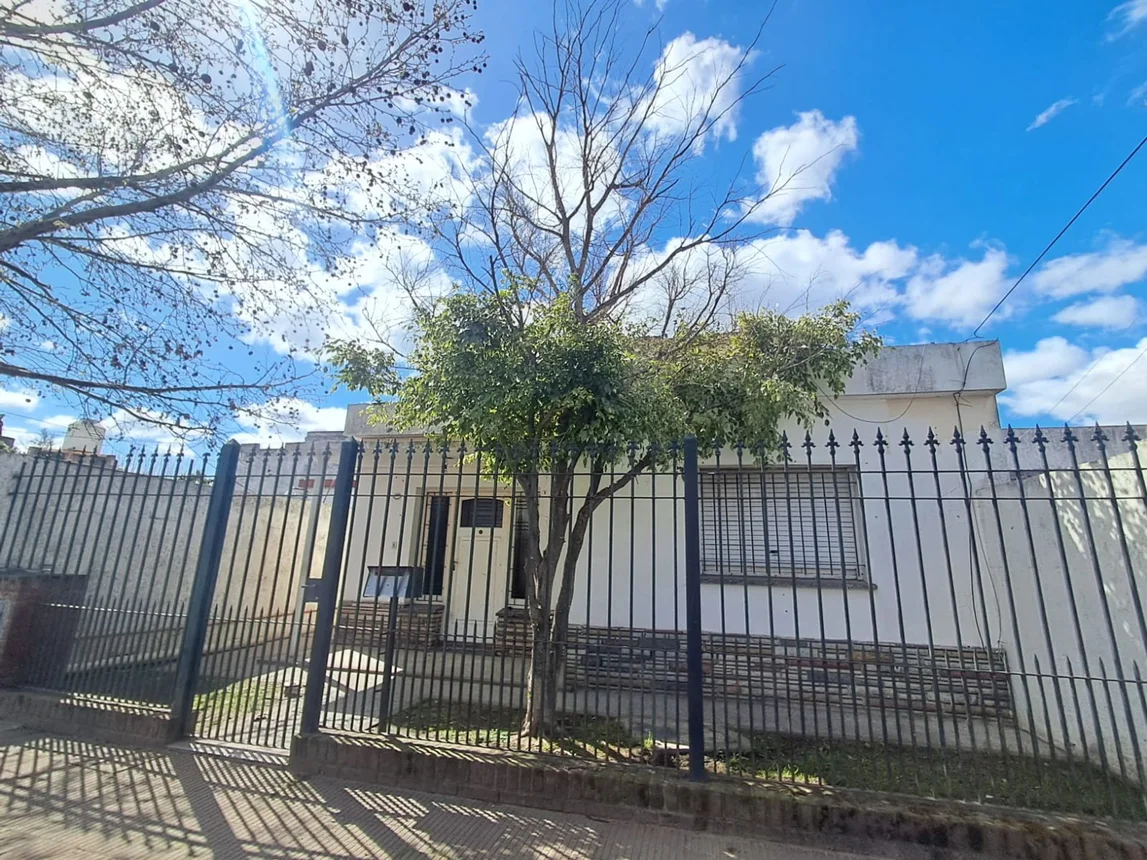 Casa en venta en Hurlingham, foto 2