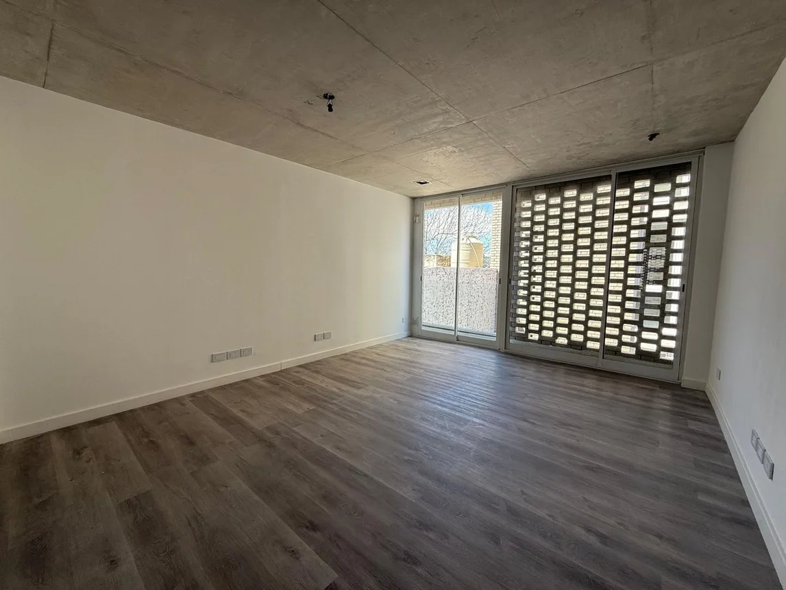 Monoambiente con balcón francés a estrenar, foto 4