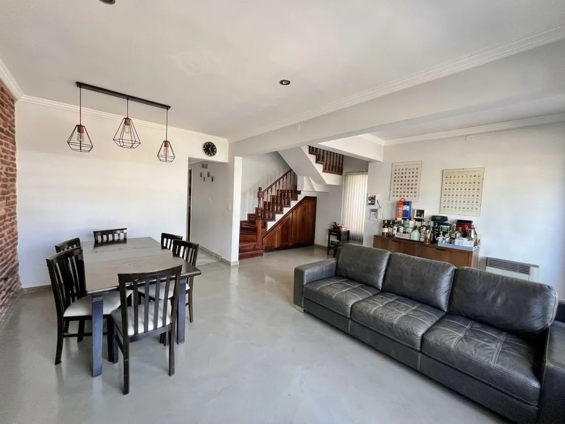 Casa de 4 ambientes en venta en Lomas de Zamora, Pedro Ignacio Rivera 1100, foto 4