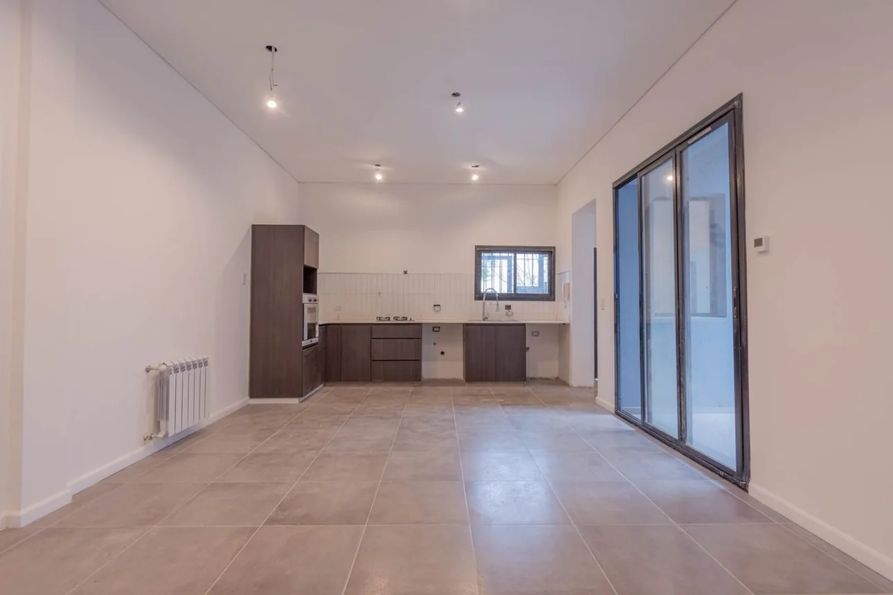 Casa de 5 ambientes en venta en Villa Real, Virgilio 3100, foto 2