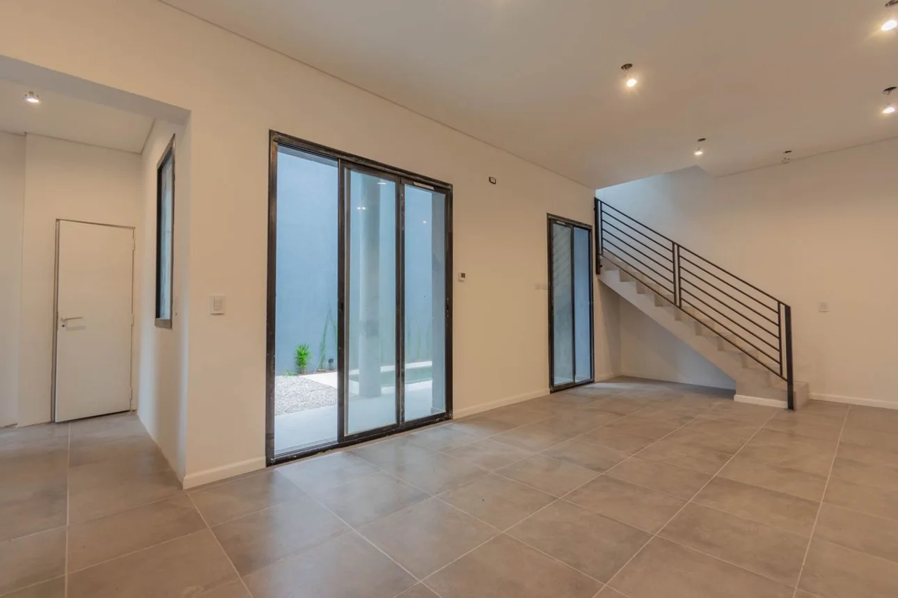 Casa de 5 ambientes en venta en Villa Real, Virgilio 3100, foto 4
