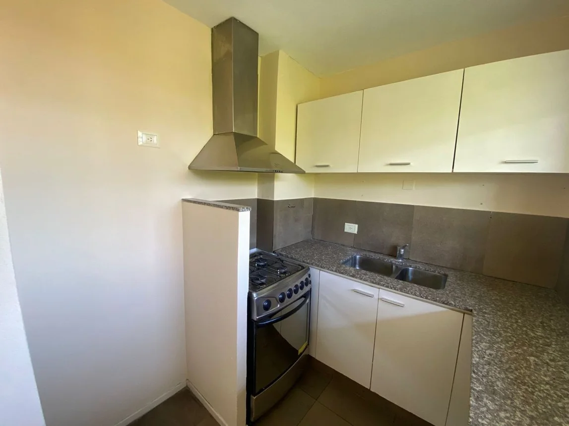 Dúplex de 3 ambientes en venta en Banfield, Gral. Alvear 1800, foto 3