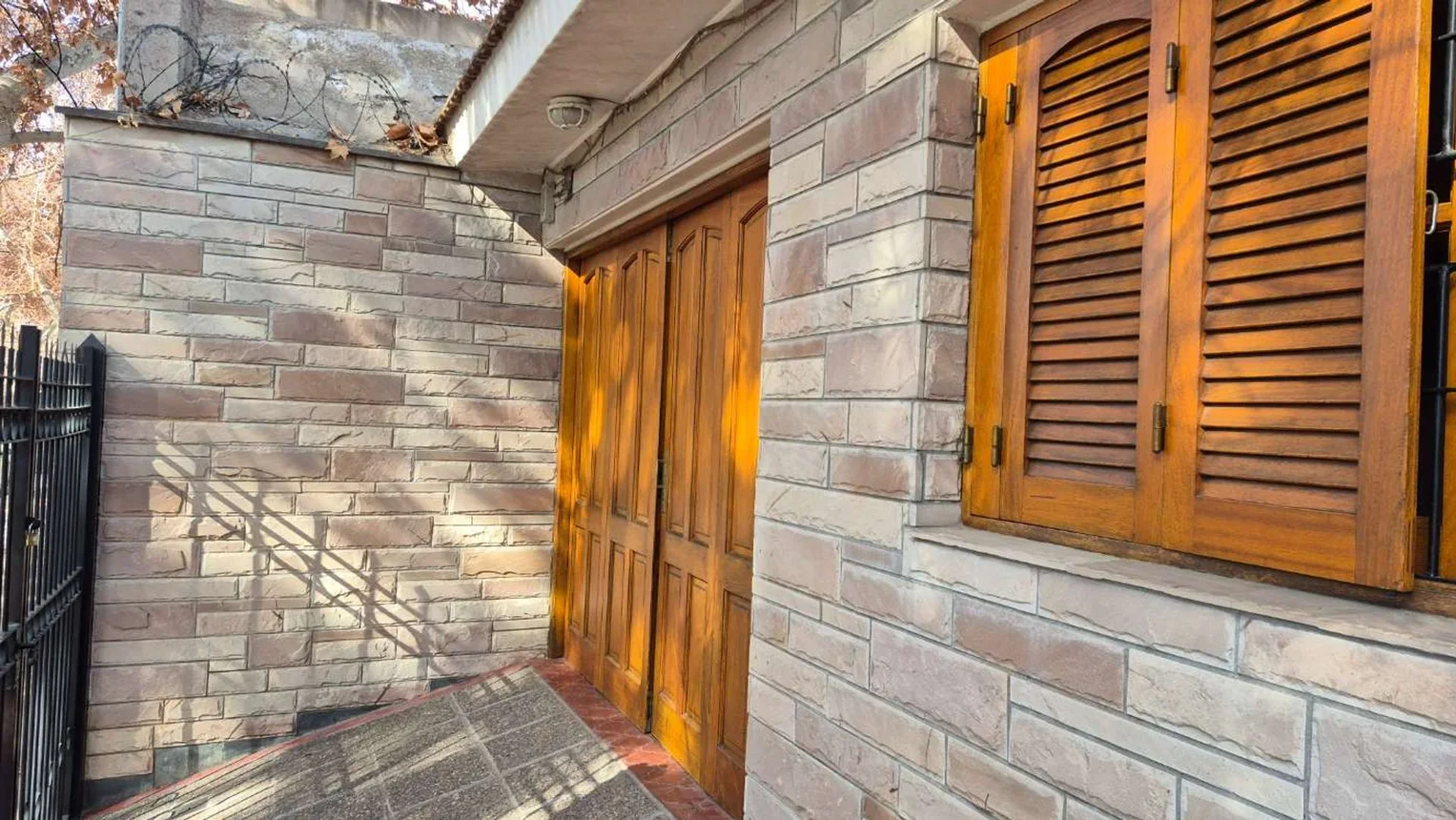 Casa de 4 ambientes en venta en Mendoza, La Plata 300, foto 3