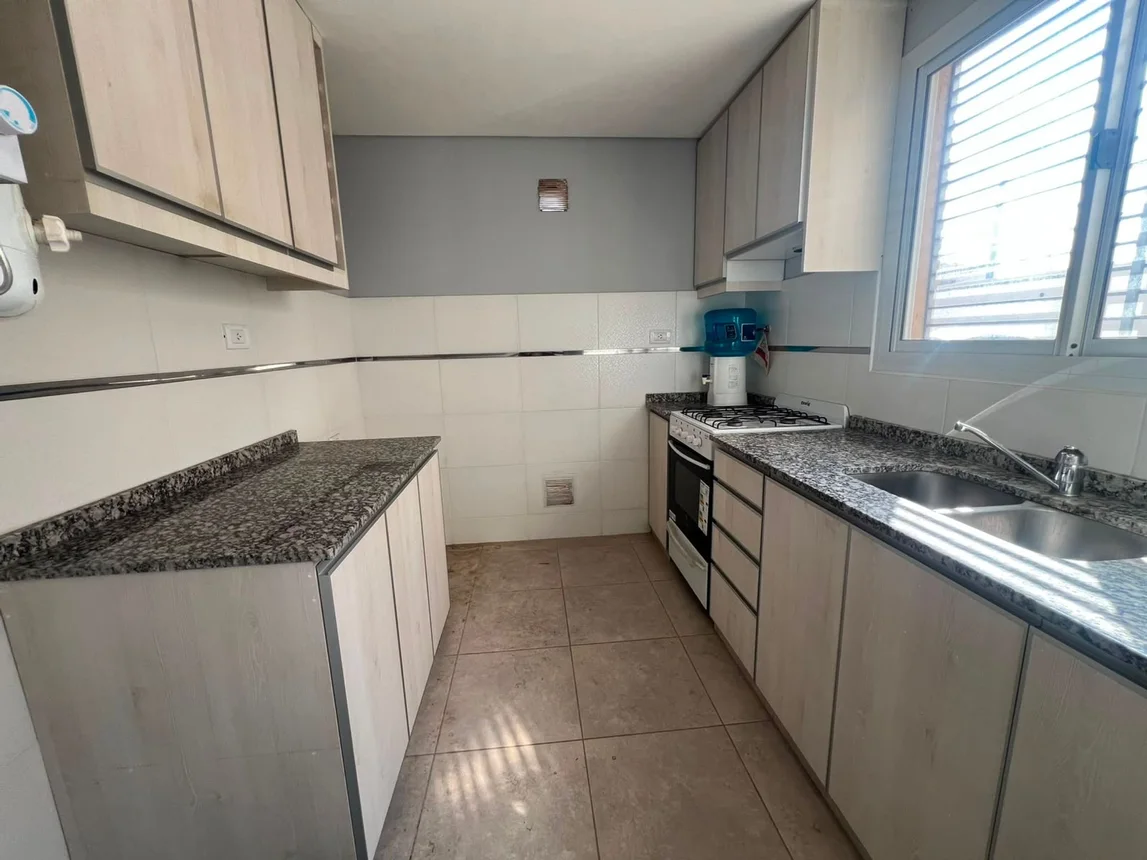 Departamento de 4 ambientes en venta en Guaymallén, Benelli 600, foto 4