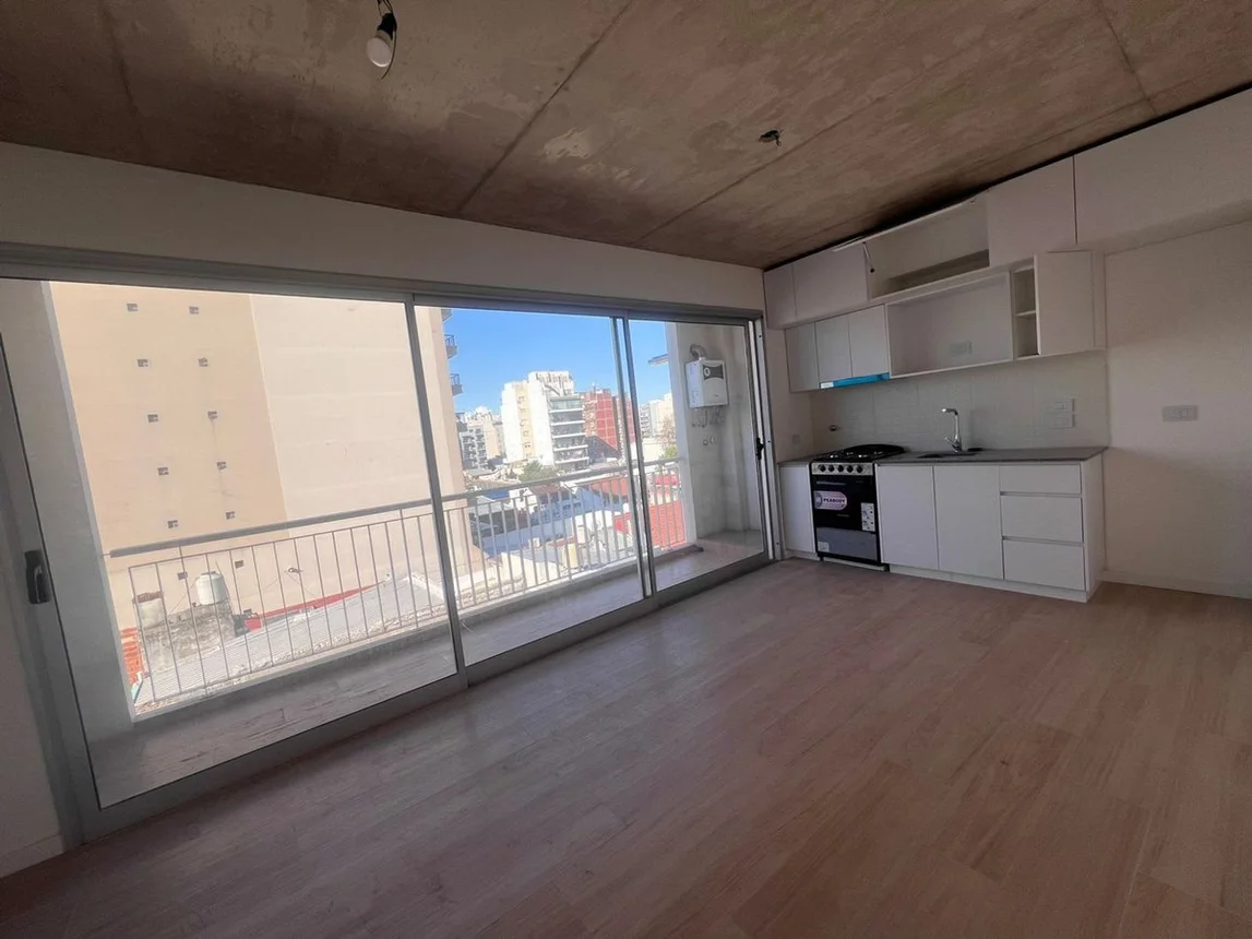 Departamento de 2 ambientes en venta en Flores, Portela 200