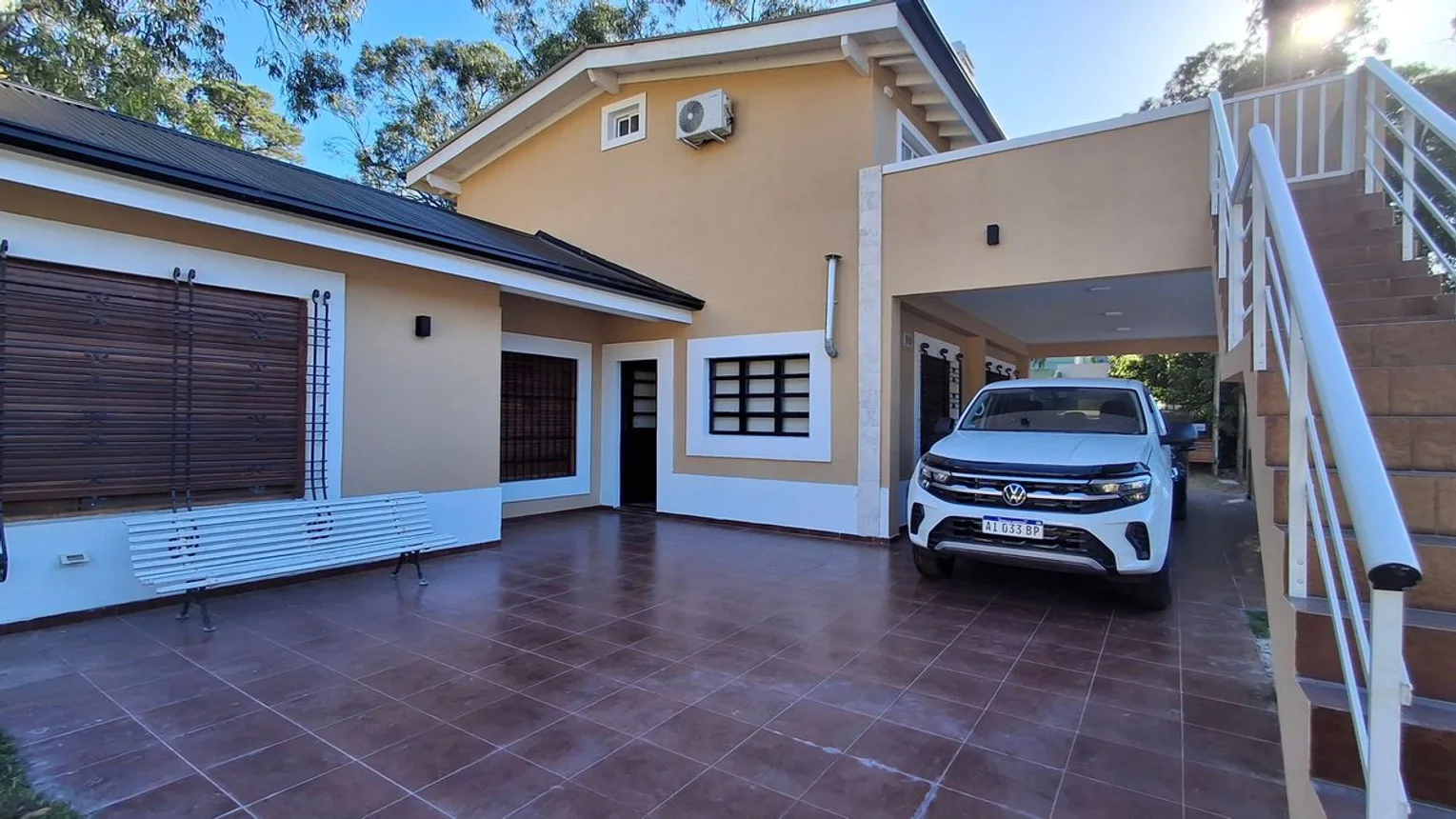 Casa de 3 ambientes en venta en Pinamar, Urquiza 800