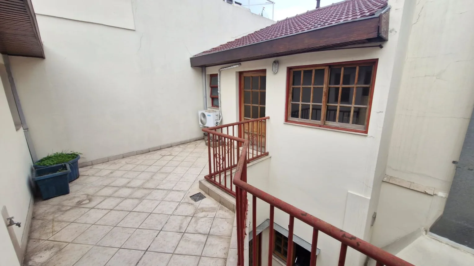 Casa de 6 ambientes en venta en Vélez Sarsfield, Coronel Ramón Lorenzo Falcón 4100, foto 5