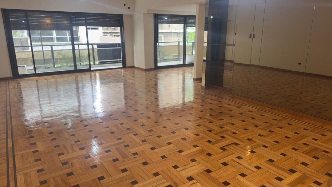 VENTA 4 AMB COCHERA FIJA BALCON TERRAZA RECOLETA