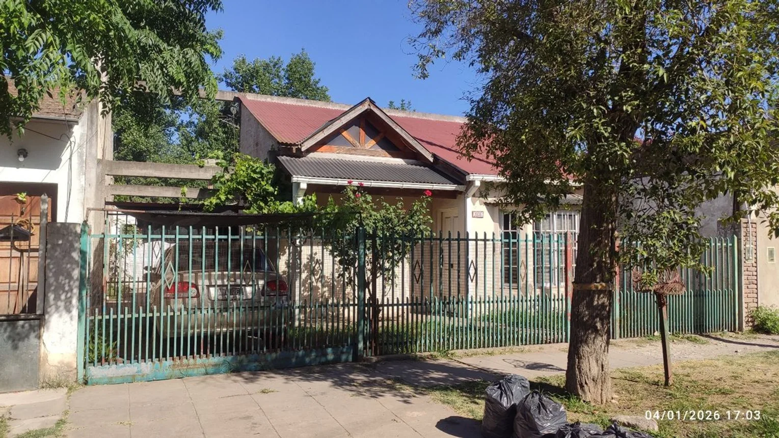 Casa de 3 ambientes en venta en Moreno, Plutarco 2300