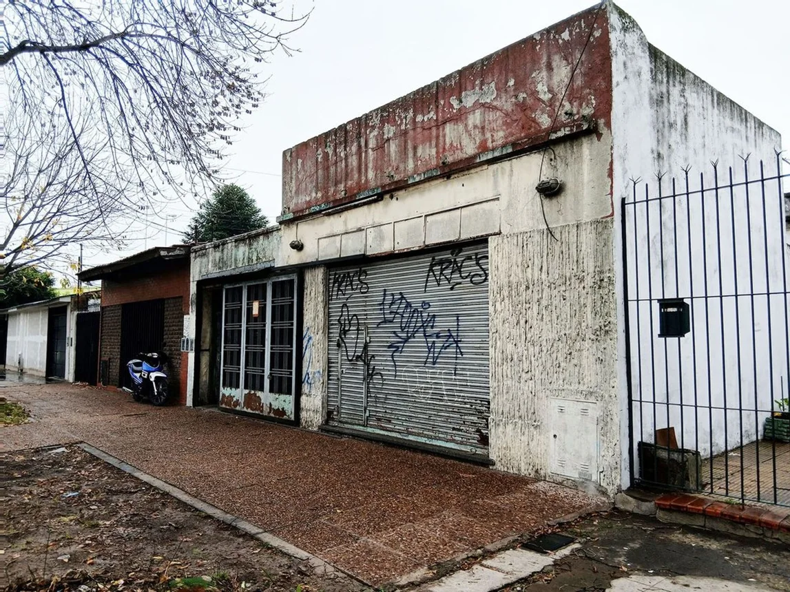 Casa en venta en Villa Sarmiento