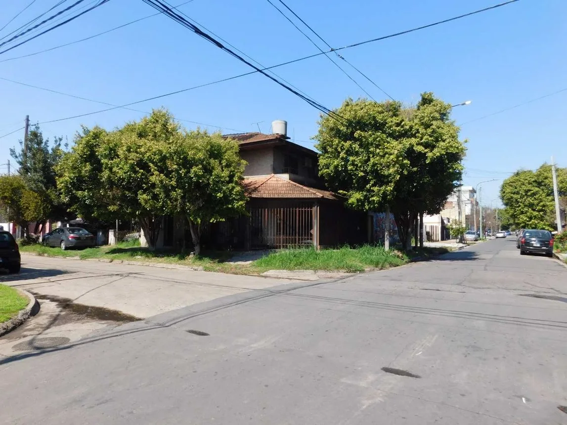PH de 4 ambientes en venta en Caseros, Esteban Merlo 5700, foto 2