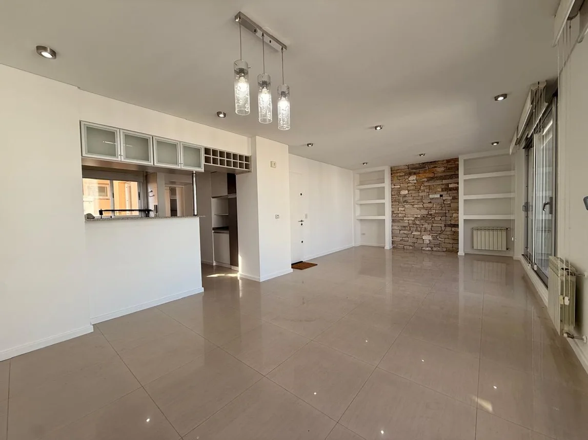 Piso de 4 ambientes en venta en Lanús Oeste, Carlos Gardel 0, foto 3