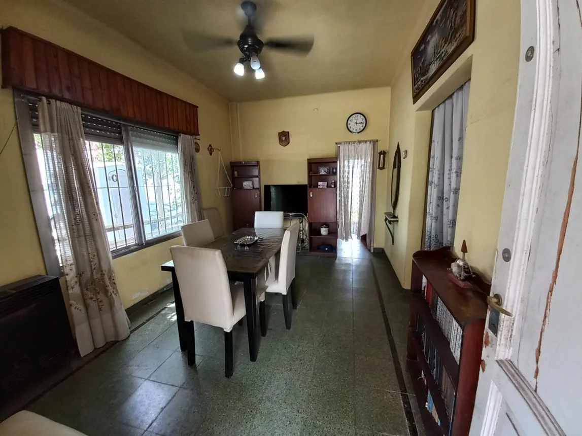 Casa de 3 ambientes en venta en Victoria, Pearson 100