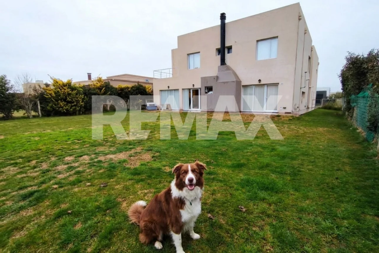 Casa de 7 ambientes en alquiler en Neuquén, Sargento Bejarano 2400, foto 5