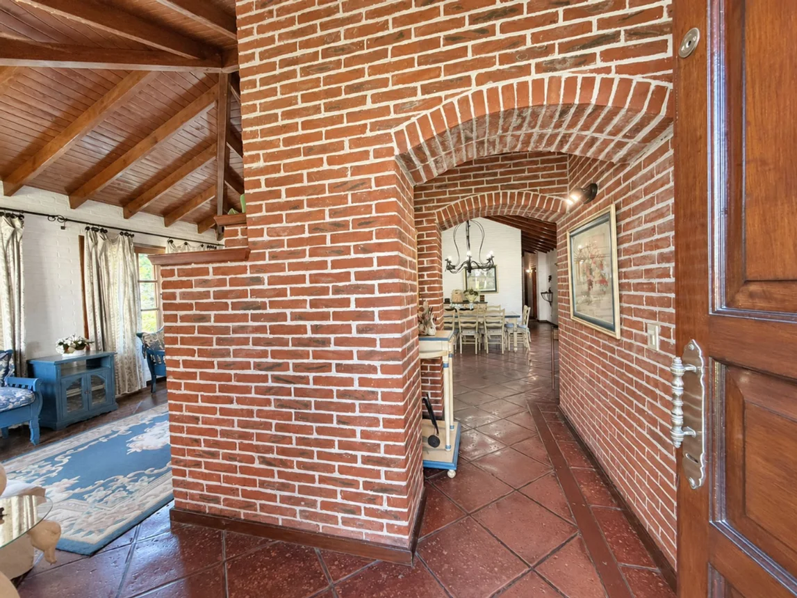 Casa de 6 ambientes en venta en Pinamar, Juncal 600, foto 2